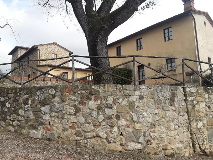 Immagine 10 di Rustico / casale in vendita  a Castellina In Chianti