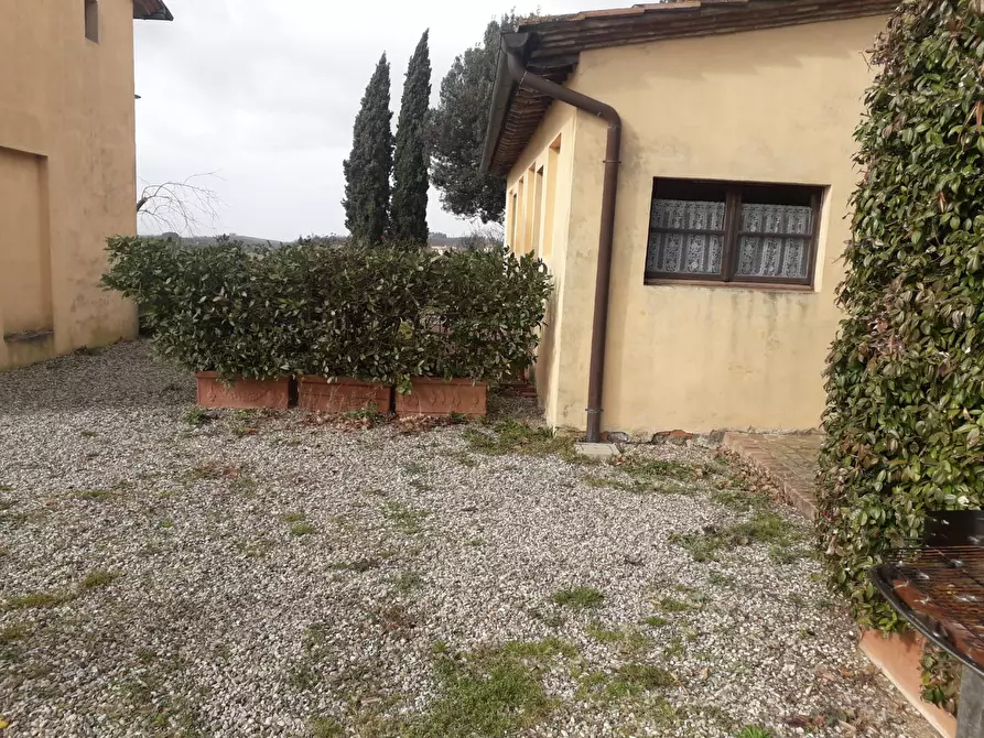 Immagine 9 di Rustico / casale in vendita  a Castellina In Chianti