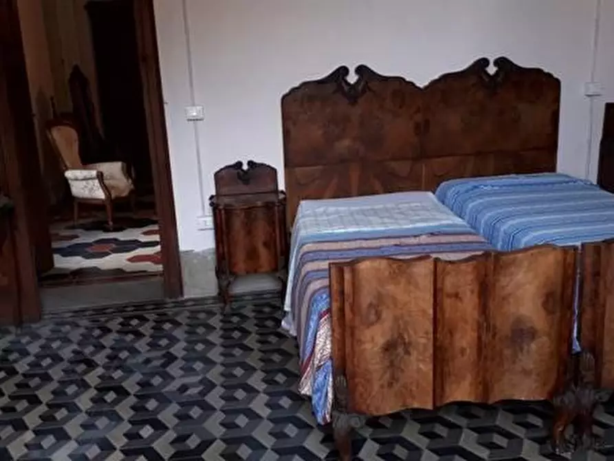 Immagine 24 di Palazzo in vendita  a San Giuliano Terme