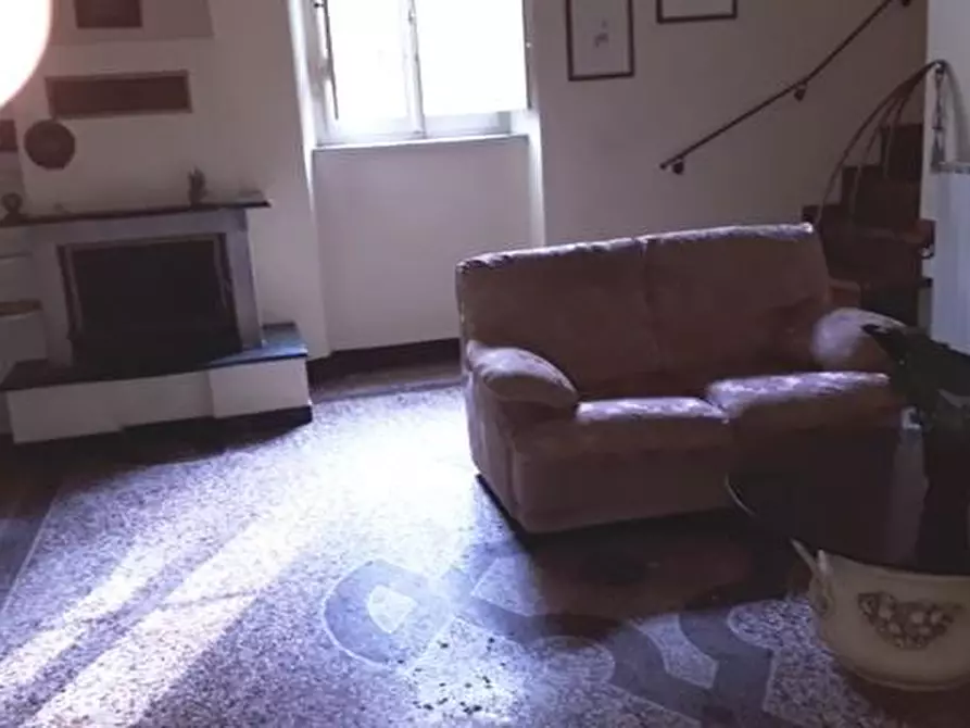 Immagine 12 di Palazzo in vendita  a San Giuliano Terme