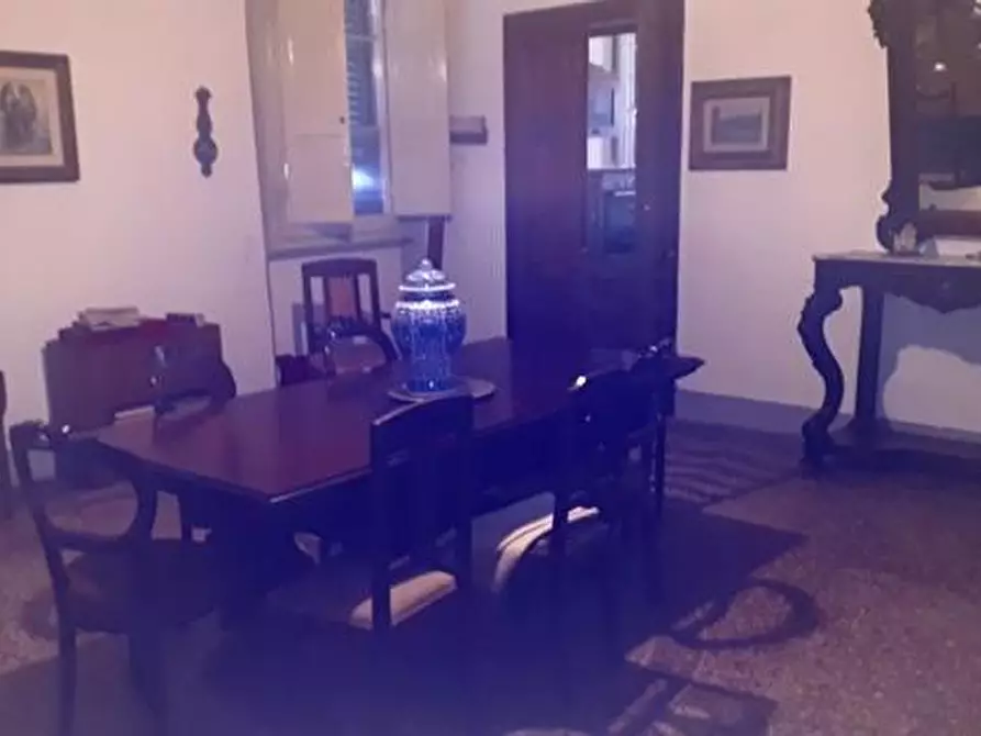 Immagine 28 di Palazzo in vendita  a San Giuliano Terme