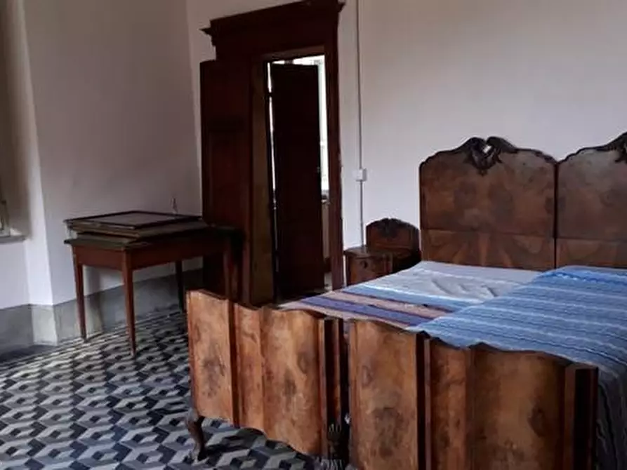 Immagine 26 di Palazzo in vendita  a San Giuliano Terme