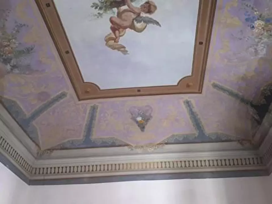Immagine 22 di Palazzo in vendita  a San Giuliano Terme