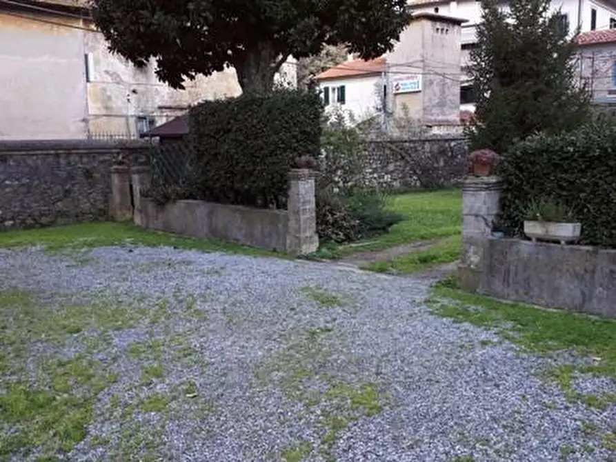 Immagine 5 di Palazzo in vendita  a San Giuliano Terme