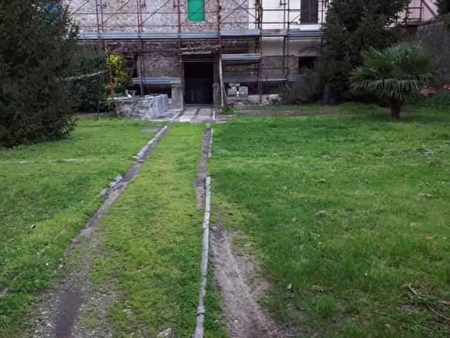 Immagine 6 di Palazzo in vendita  a San Giuliano Terme