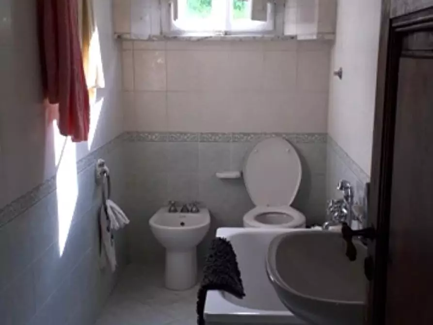 Immagine 25 di Palazzo in vendita  a San Giuliano Terme