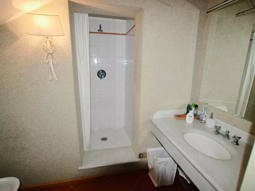 Immagine 20 di Villa in vendita  a Pontedera