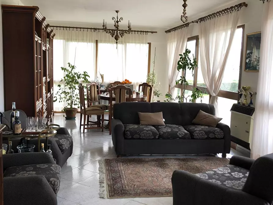 Immagine 14 di Casa indipendente in vendita  a San Giuliano Terme