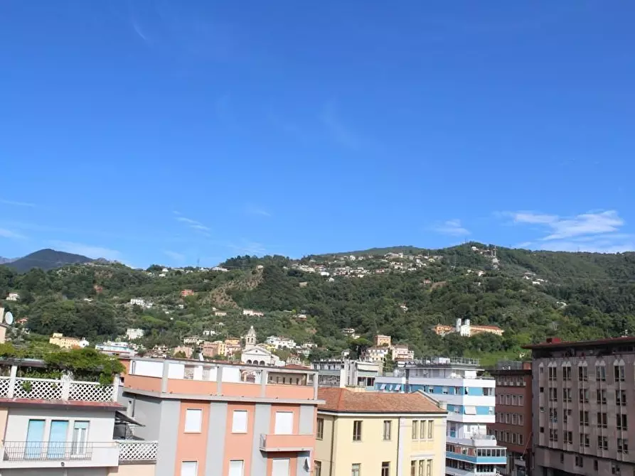 Immagine 4 di Appartamento in vendita  a Massa