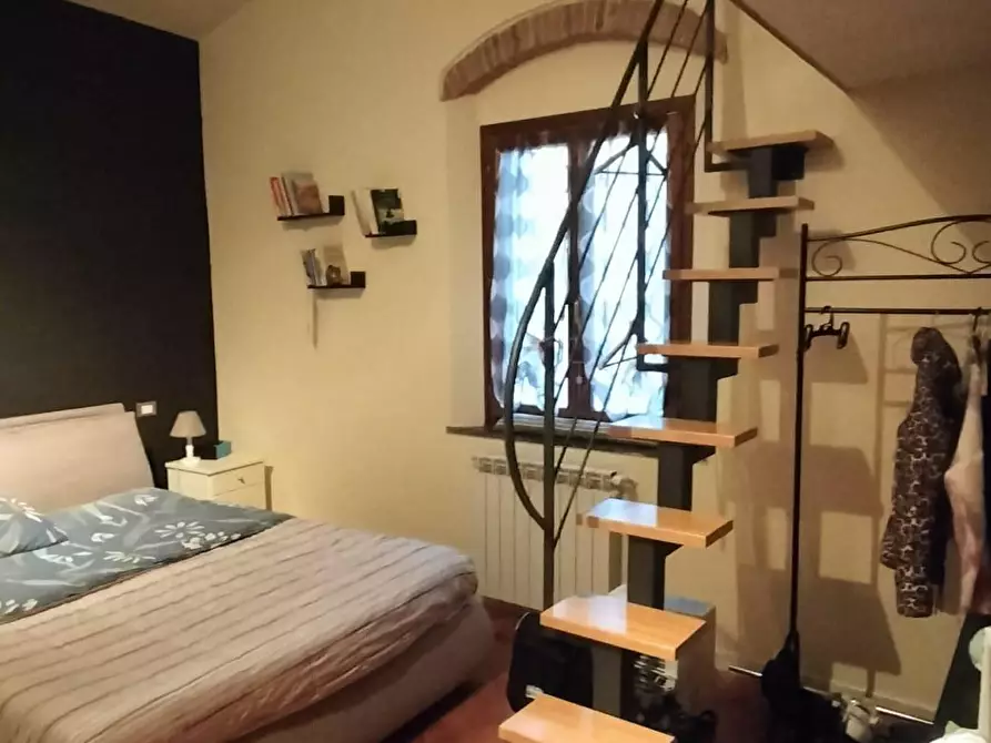 Immagine 27 di Appartamento in vendita  a Calci