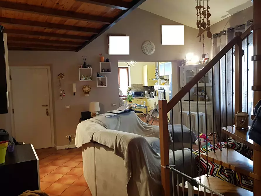 Immagine 13 di Appartamento in vendita  a Calci