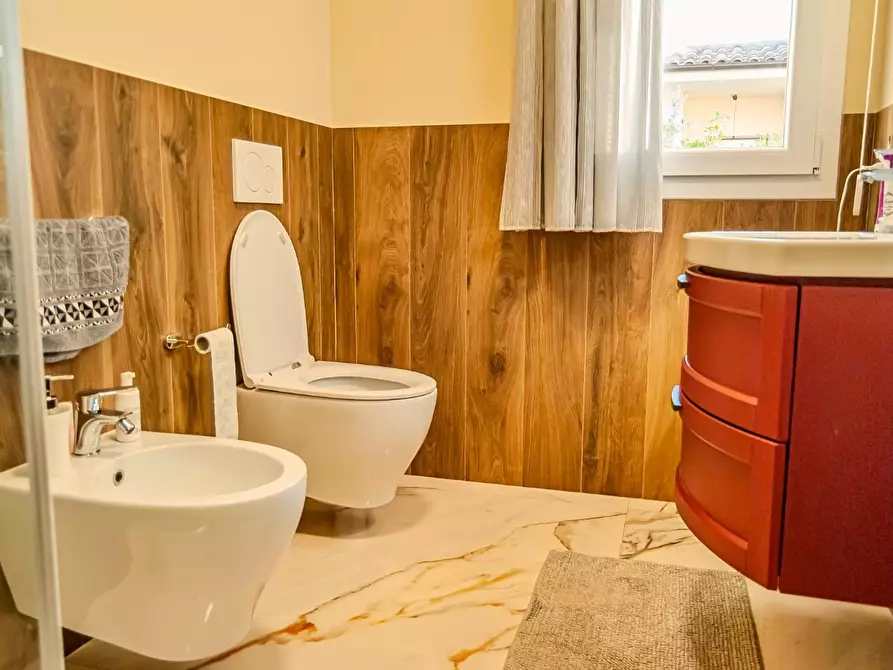 Immagine 21 di Villa in vendita  a San Miniato