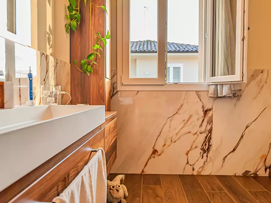 Immagine 35 di Villa in vendita  a San Miniato