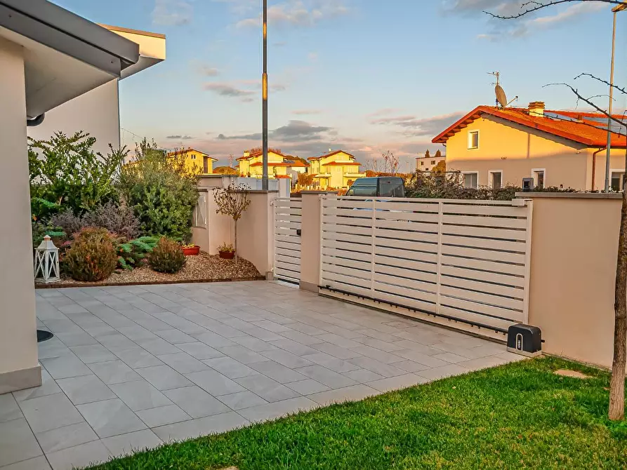 Immagine 47 di Villa in vendita  a San Miniato