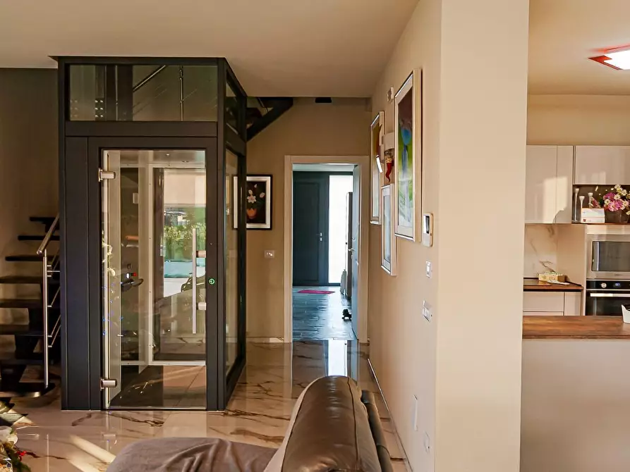 Immagine 3 di Villa in vendita  a San Miniato