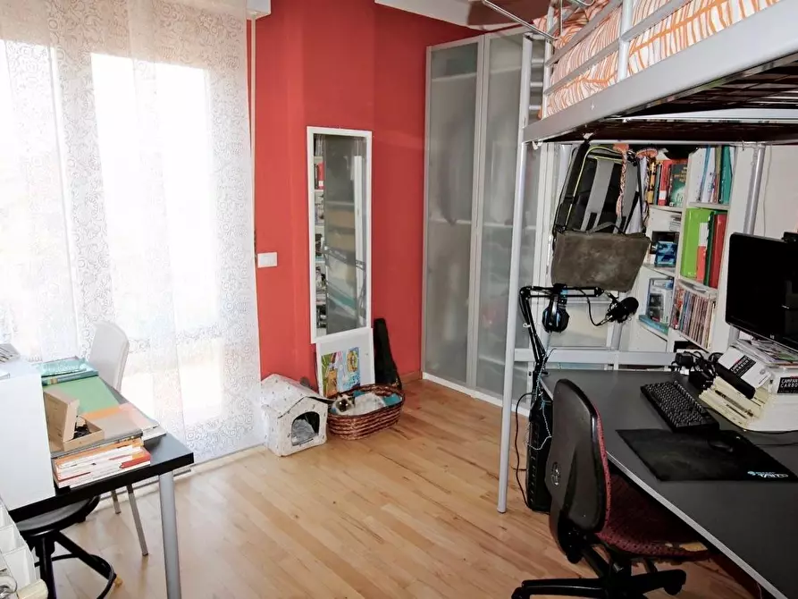 Immagine 14 di Villetta a schiera in vendita  a Pisa