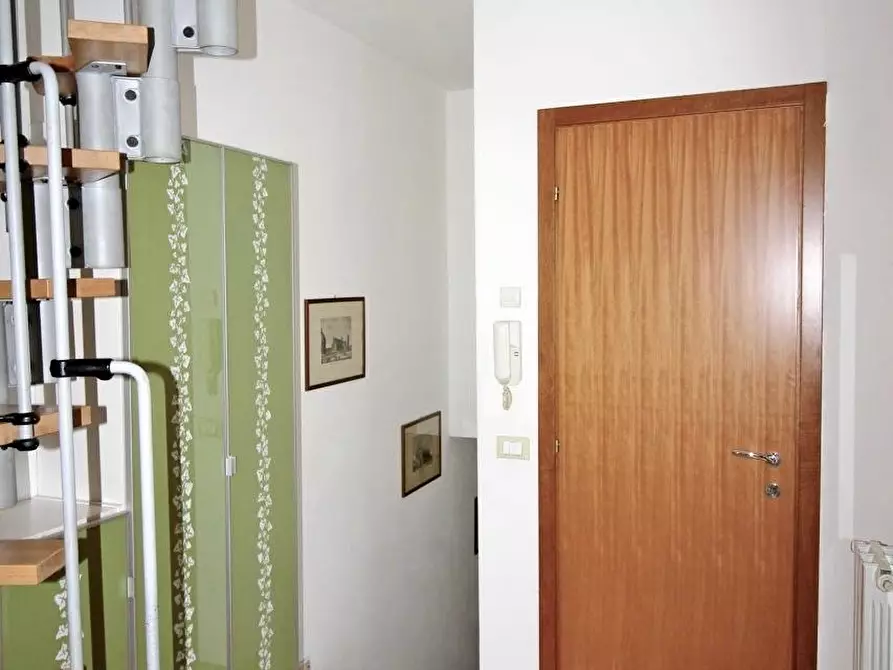 Immagine 18 di Villetta a schiera in vendita  a Pisa