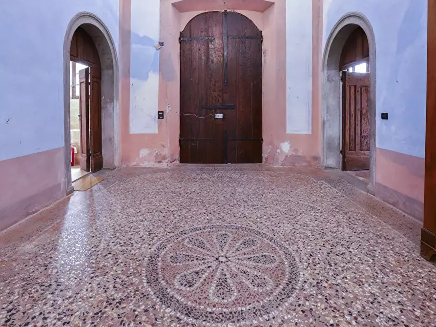 Immagine 20 di Immobile di prestigio in vendita  a Pisa