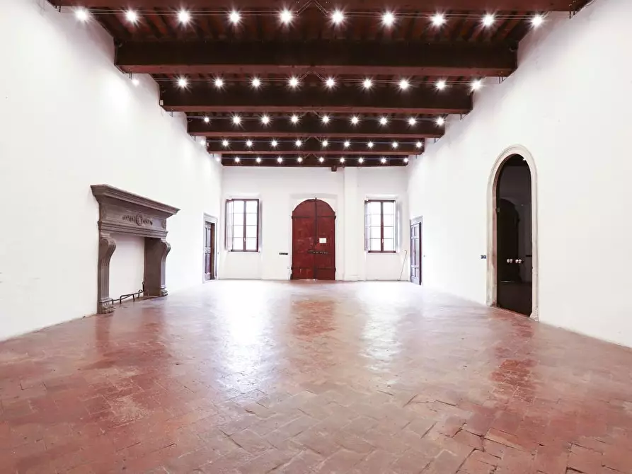 Immagine 21 di Immobile di prestigio in vendita  a Pisa