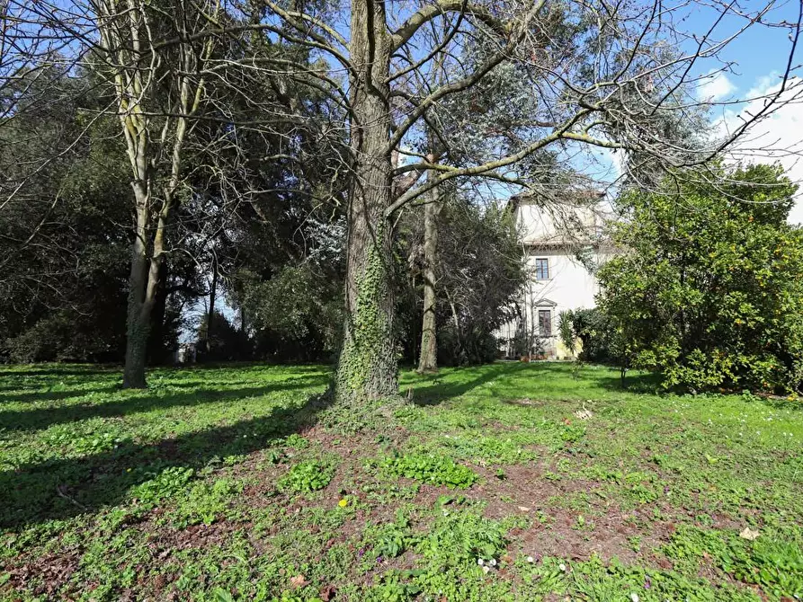 Immagine 57 di Immobile di prestigio in vendita  a Pisa