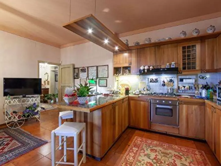 Immagine 11 di Porzione di casa in vendita  a Peccioli