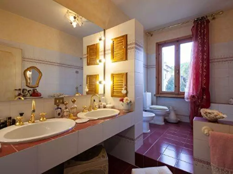 Immagine 20 di Porzione di casa in vendita  a Peccioli