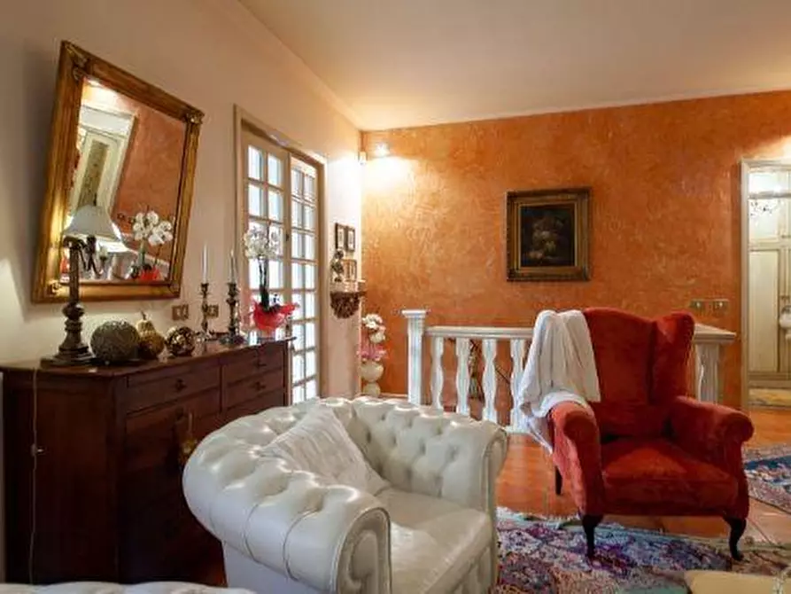 Immagine 10 di Porzione di casa in vendita  a Peccioli