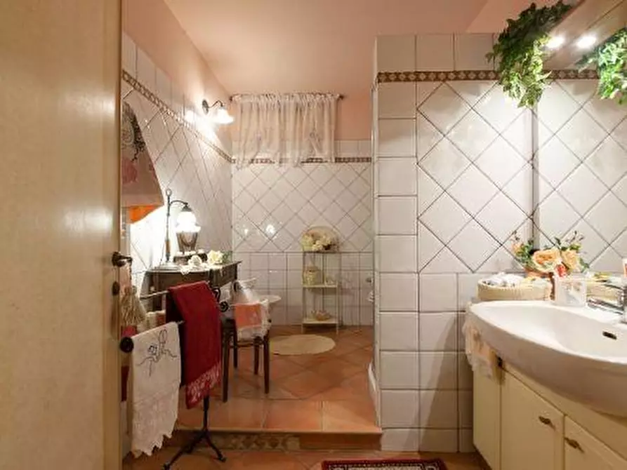 Immagine 30 di Porzione di casa in vendita  a Peccioli