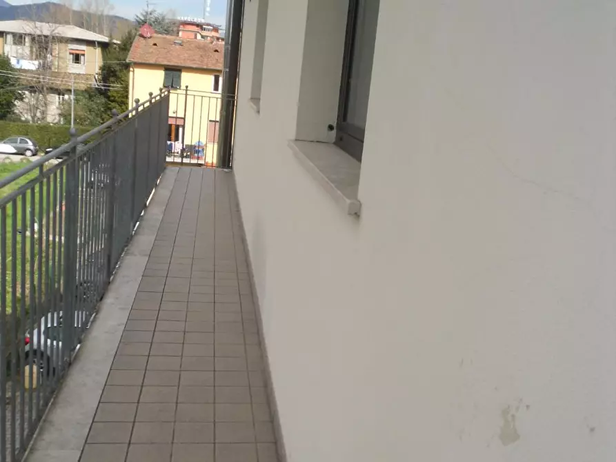 Immagine 8 di Ufficio in vendita  a Lucca