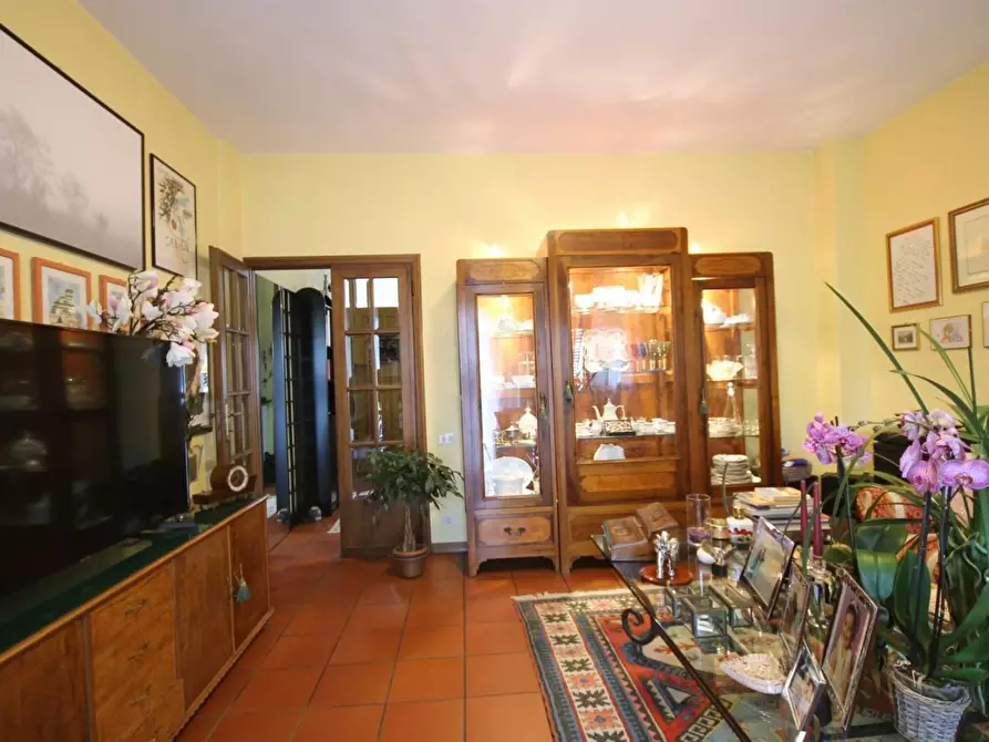 Immagine 9 di Casa bifamiliare in vendita  a Capannori