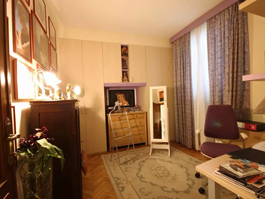 Immagine 12 di Casa bifamiliare in vendita  a Capannori