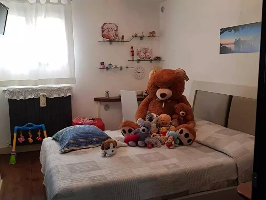 Immagine 23 di Casa semindipendente in vendita  a Carrara