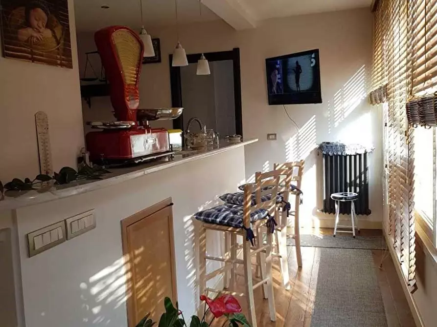 Immagine 11 di Casa semindipendente in vendita  a Carrara