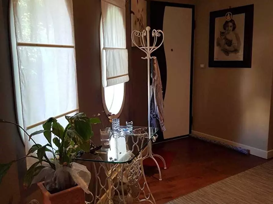 Immagine 5 di Casa semindipendente in vendita  a Carrara