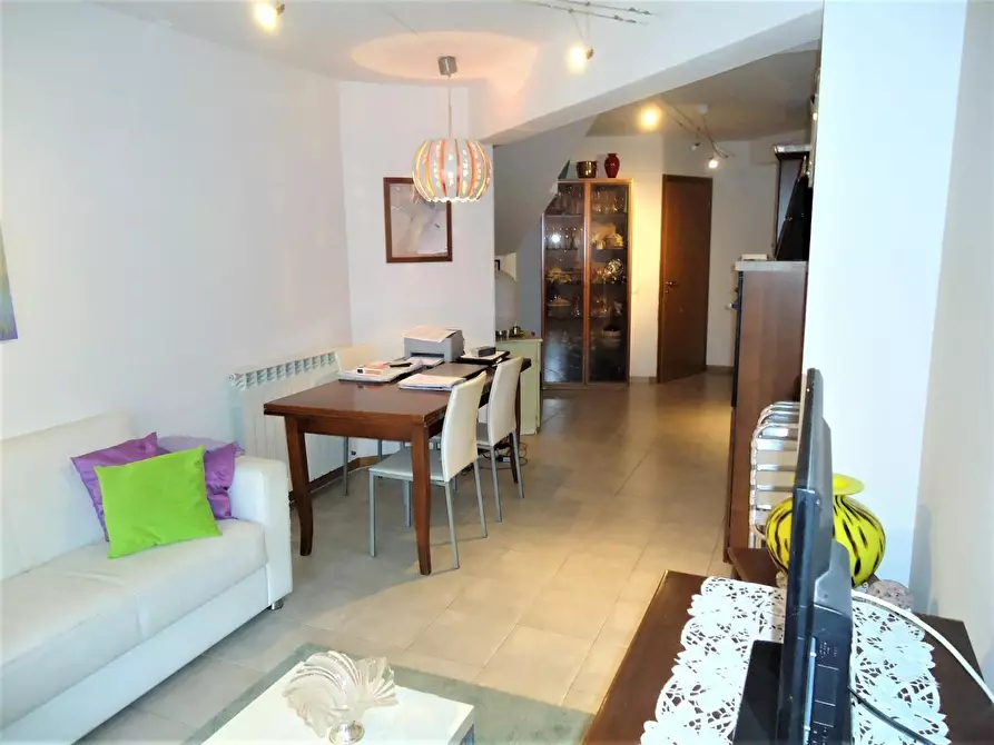 Immagine 3 di Casa bifamiliare in vendita  a Pisa