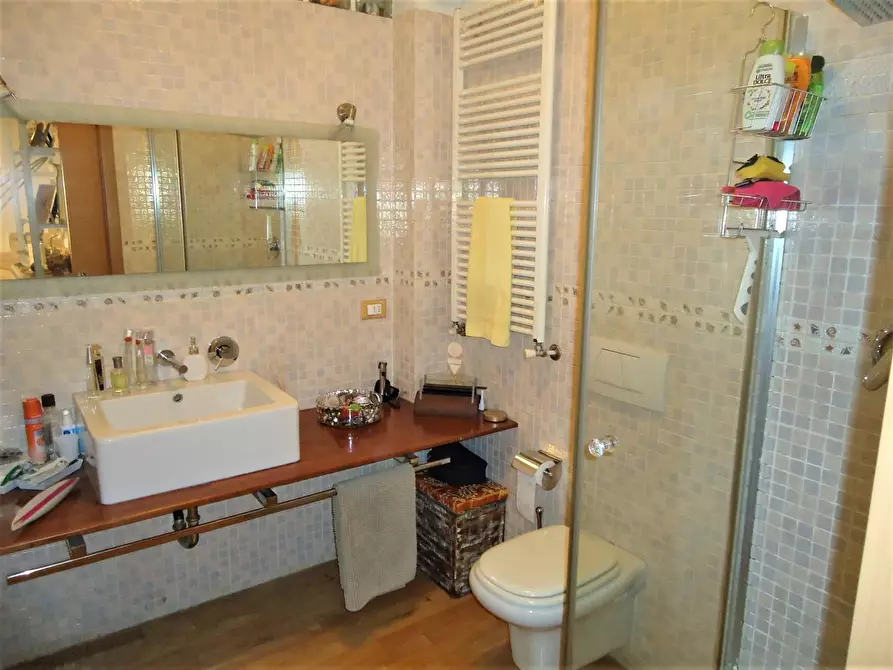 Immagine 6 di Casa bifamiliare in vendita  a Pisa