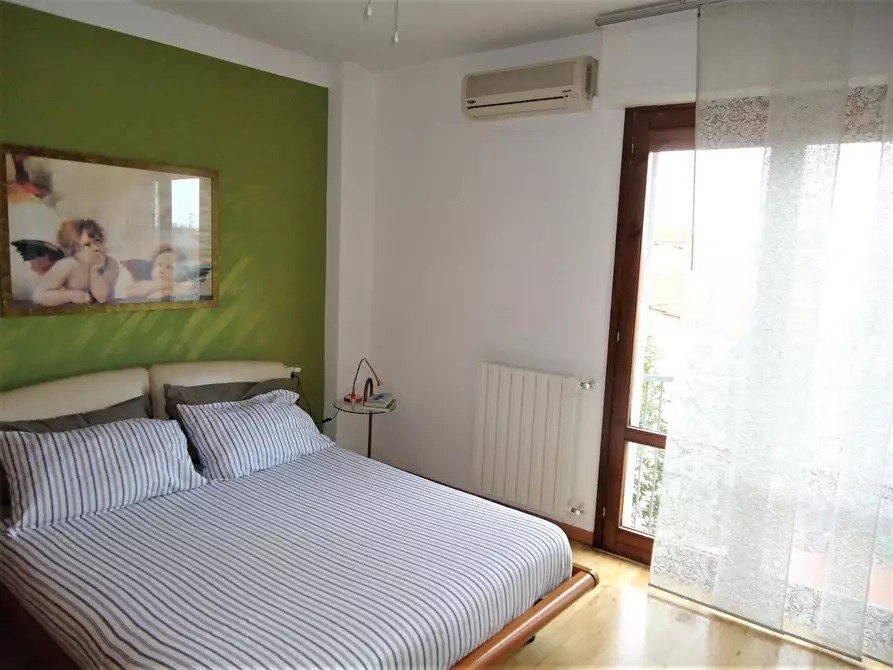 Immagine 11 di Casa bifamiliare in vendita  a Pisa