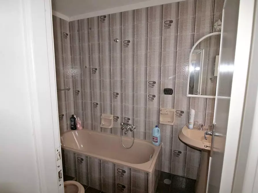 Immagine 24 di Rustico / casale in vendita  a Calci