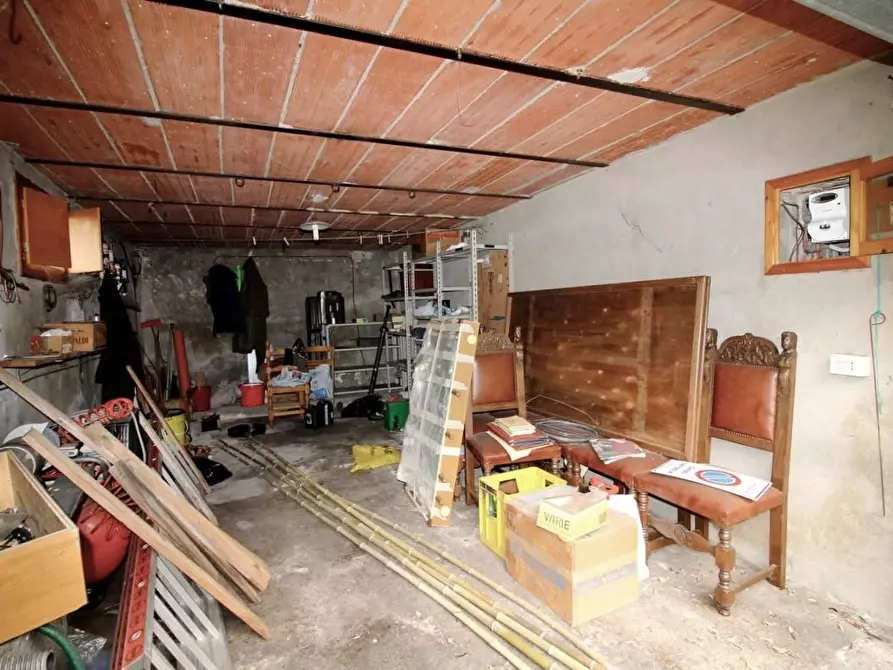 Immagine 30 di Rustico / casale in vendita  a Calci