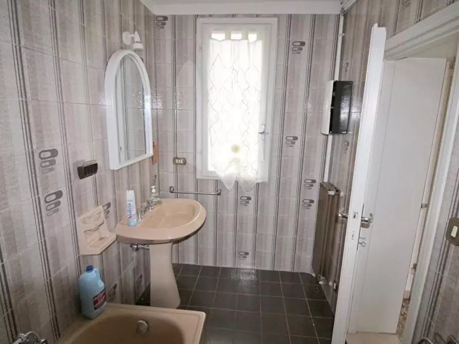 Immagine 23 di Rustico / casale in vendita  a Calci