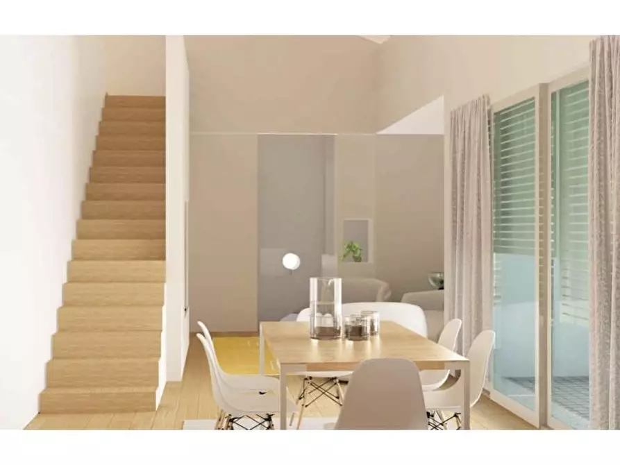 Immagine 2 di Casa bifamiliare in vendita  a Pontedera