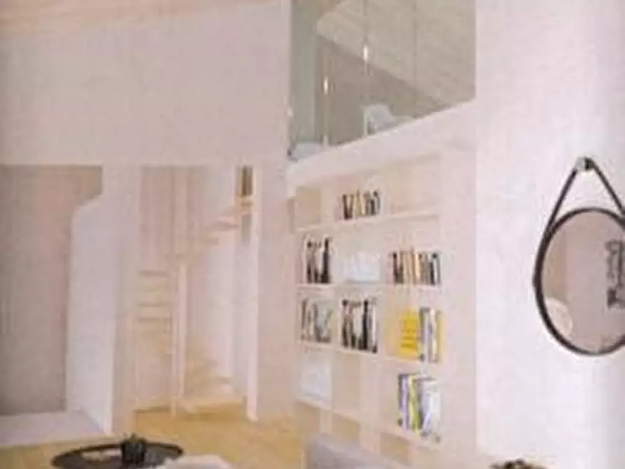 Immagine 9 di Casa bifamiliare in vendita  a Pontedera