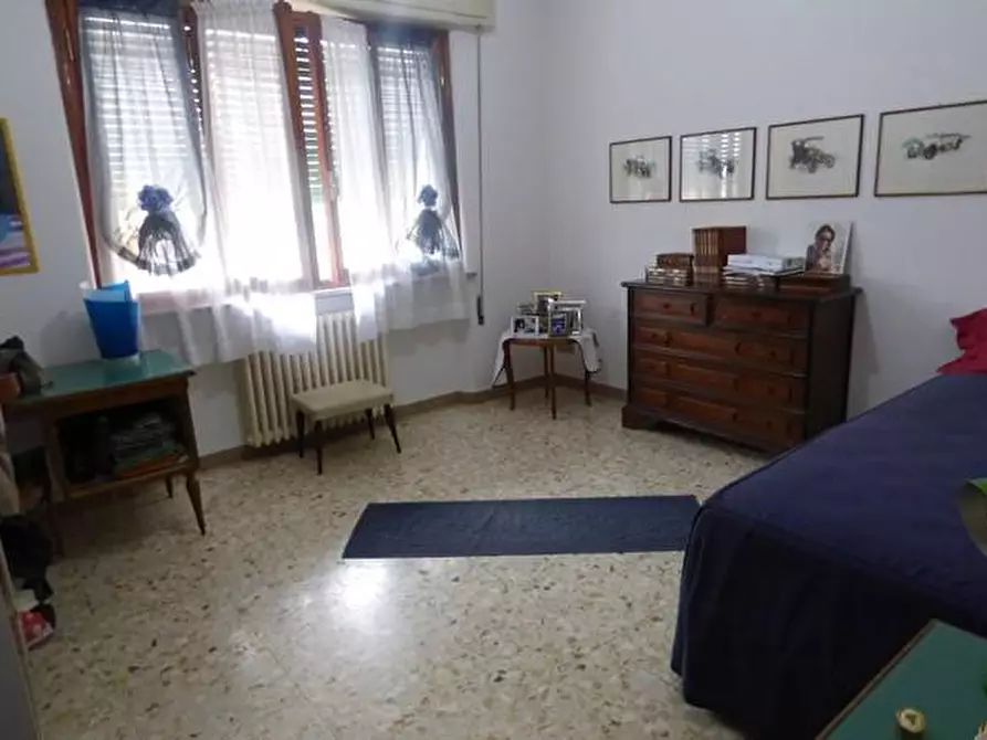 Immagine 15 di Villa in vendita  a Lucca