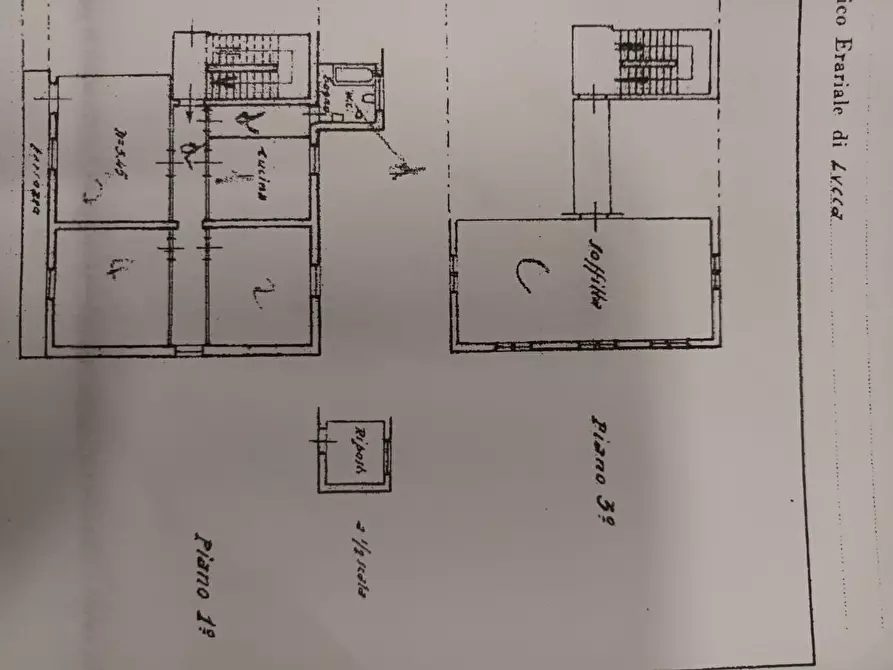 Immagine 23 di Palazzo in vendita  a Lucca