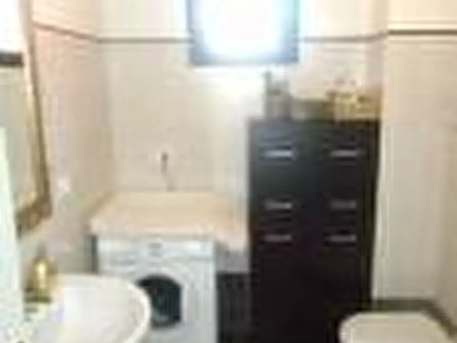 Immagine 9 di Appartamento in vendita  a Carrara