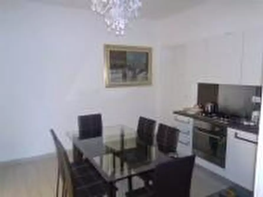 Immagine 4 di Appartamento in vendita  a Carrara