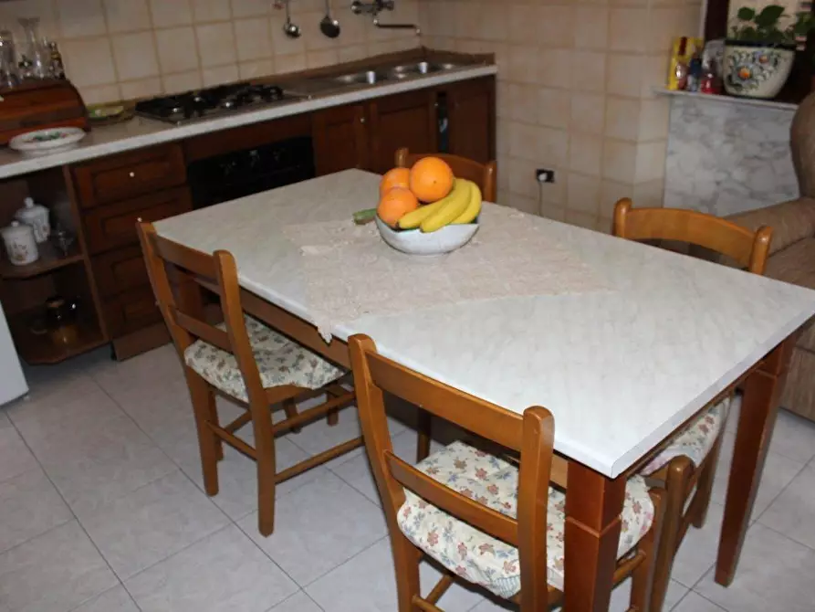 Immagine 4 di Casa bifamiliare in vendita  a Carrara