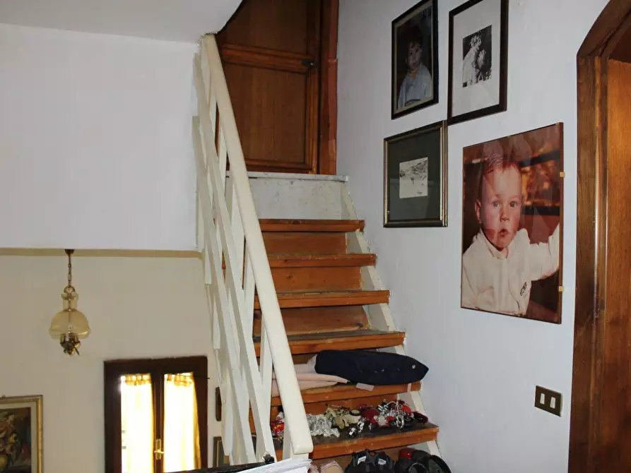 Immagine 20 di Casa bifamiliare in vendita  a Carrara