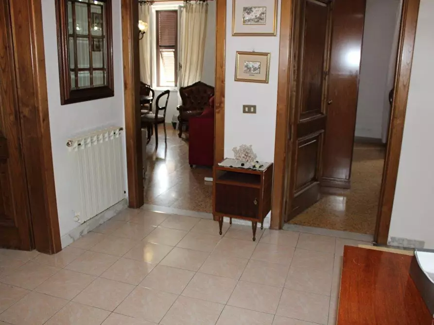 Immagine 21 di Casa bifamiliare in vendita  a Carrara