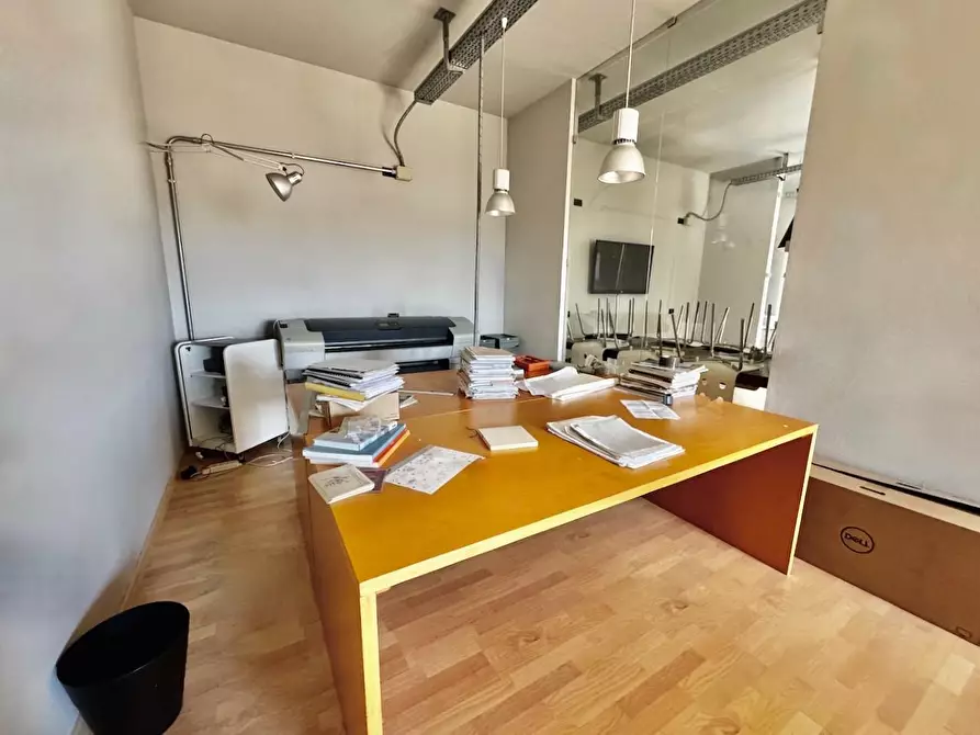 Immagine 20 di Ufficio in affitto  a San Giuliano Terme